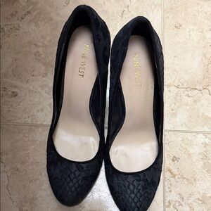 Nine West Elegant Black Patterned Heels